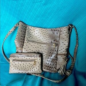 Elegant Croc-Embossed Brown Shoulder Bag Set